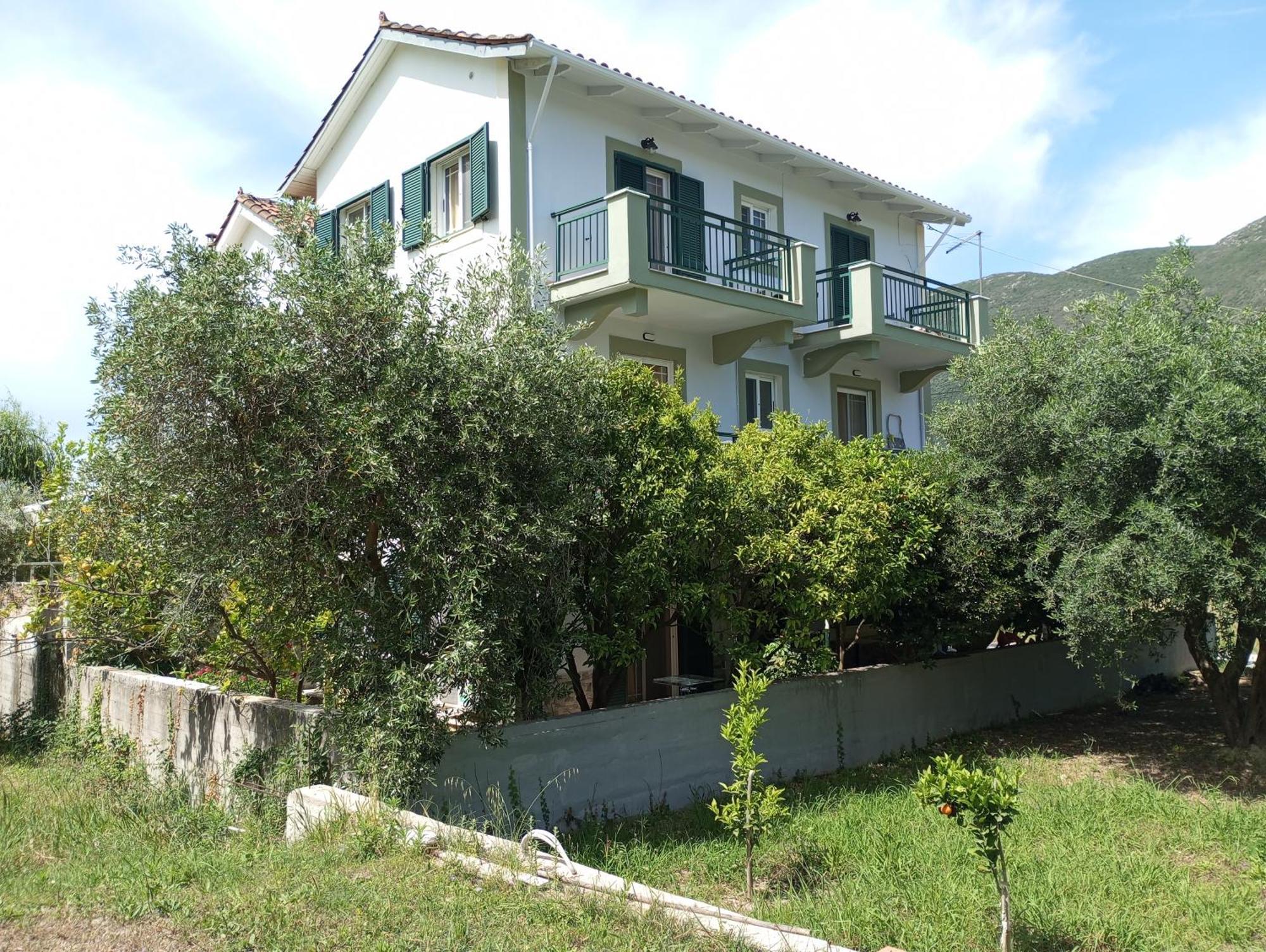 Queen Bay Studios Vasilikí Exterior photo